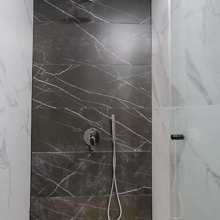 Rigas Boutique بيفكوهوري